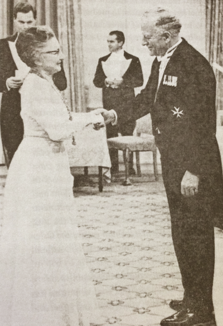 Image of Ethlynn Trapp awarded the Order of Canada.