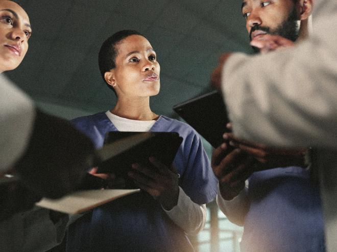 medical_team_meeting_in_the_evening_adobestock_735764453.jpg medical_team_meeting_in_the_evening_adobestock_735764453.jpg