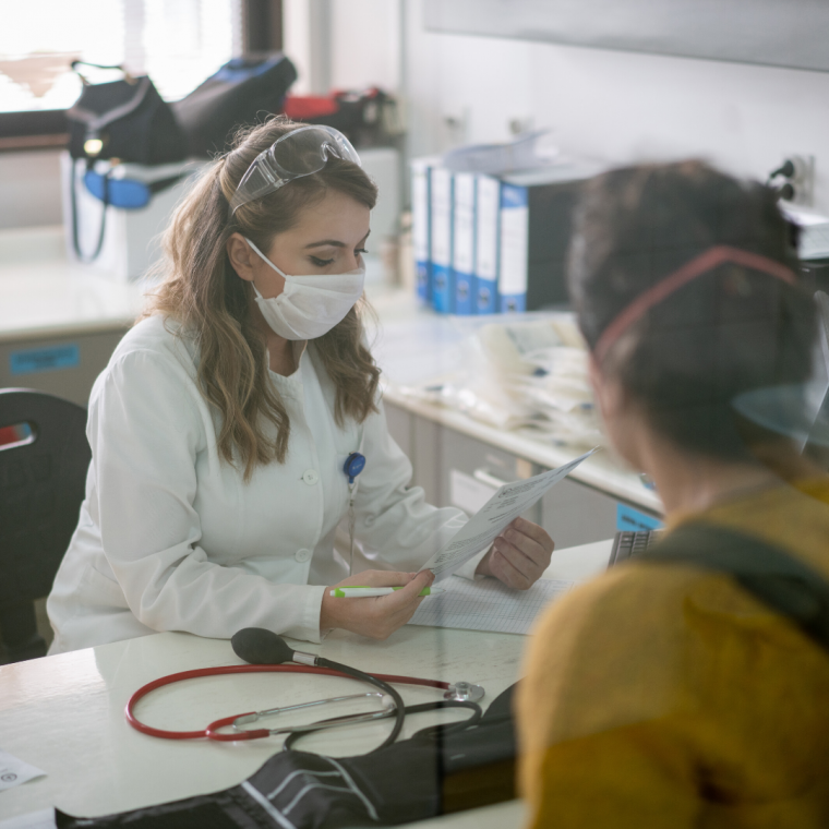 Doctor%20wearing%20mask%20in%20clinic